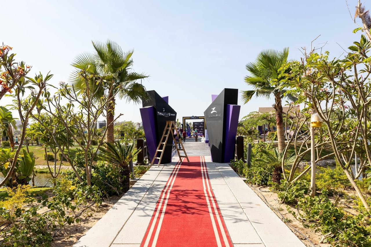 The red carpet walkway through the garden.